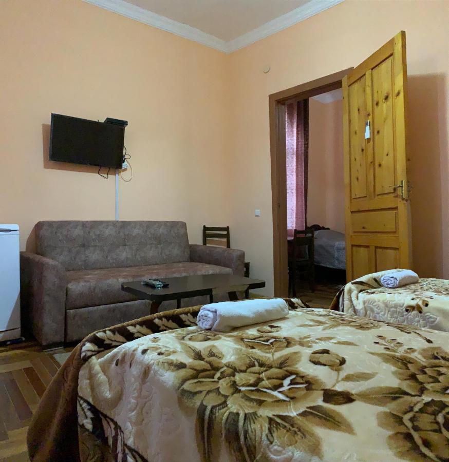 Hotel Kakhaberi Tetritskaro Εξωτερικό φωτογραφία