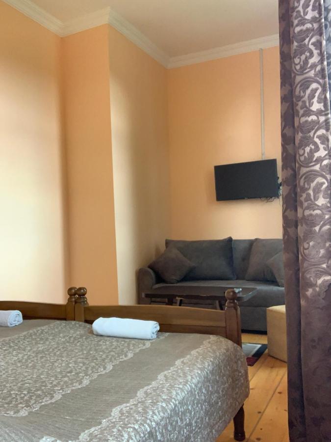 Hotel Kakhaberi Tetritskaro Εξωτερικό φωτογραφία