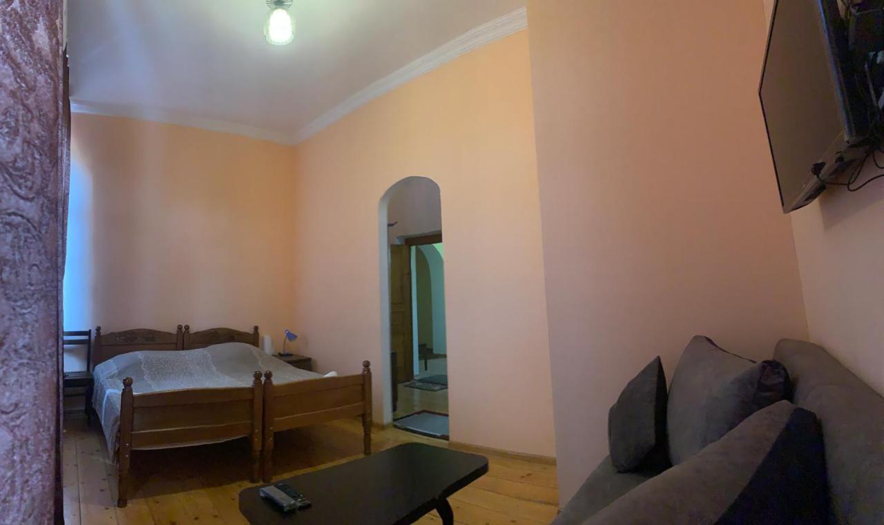Hotel Kakhaberi Tetritskaro Εξωτερικό φωτογραφία