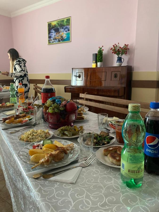 Hotel Kakhaberi Tetritskaro Εξωτερικό φωτογραφία