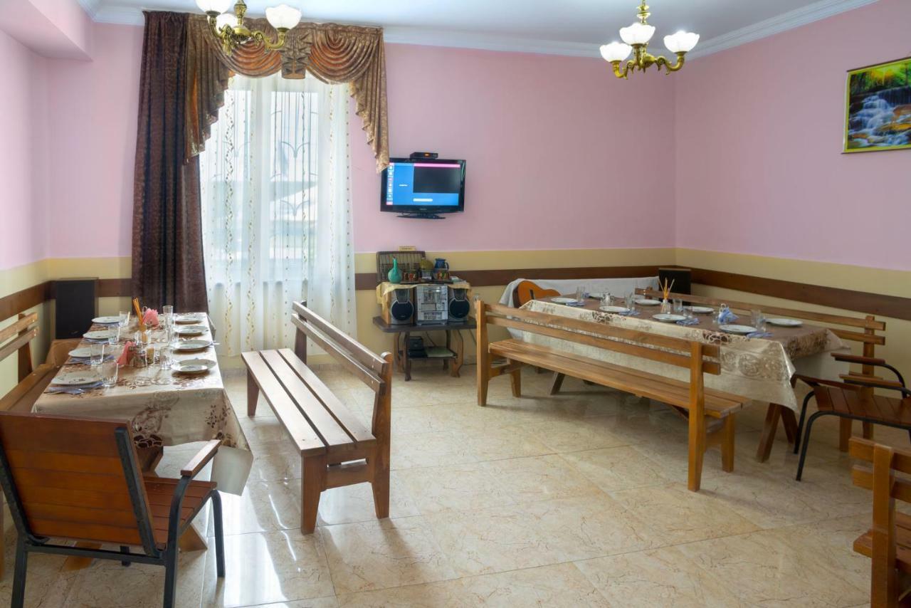 Hotel Kakhaberi Tetritskaro Εξωτερικό φωτογραφία